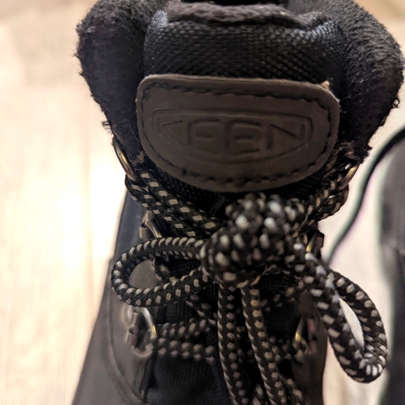 Keen; thermal boots winter/waterproof sz6 - Picture 3 of 4